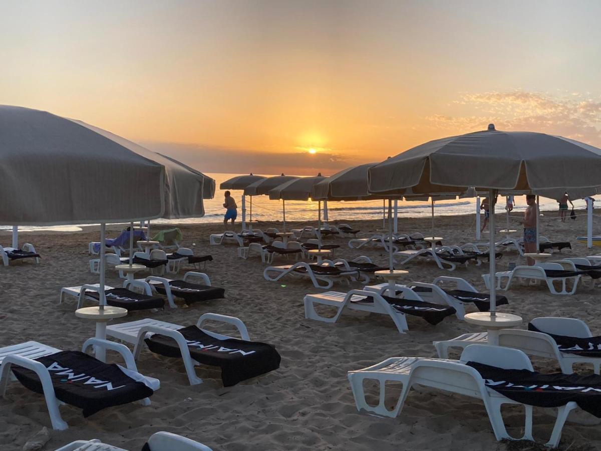 Hotel Mida Scoglitti Esterno foto