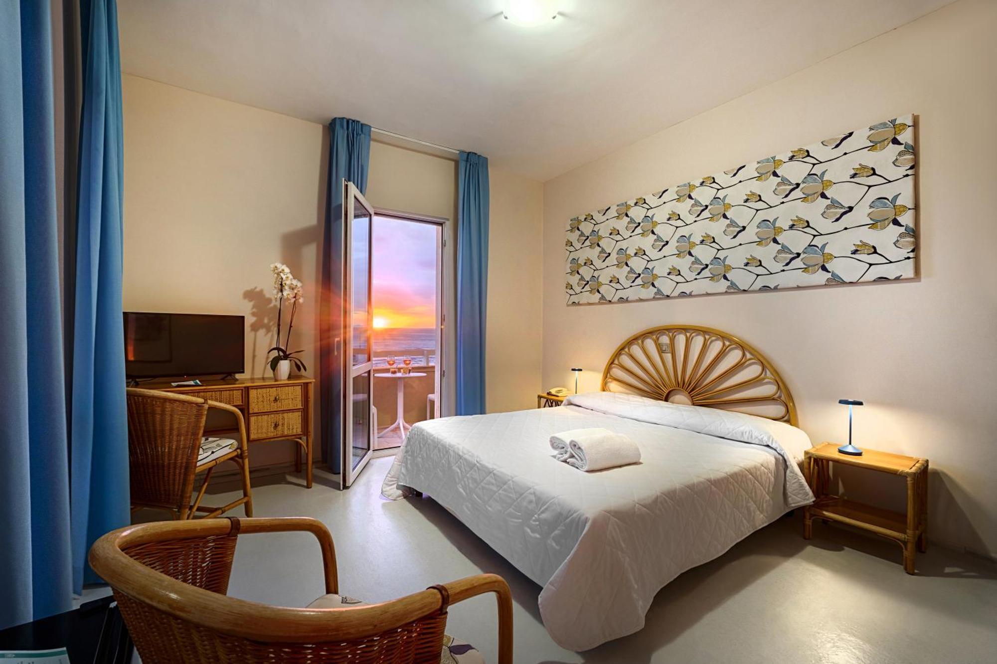 Hotel Mida Scoglitti Esterno foto