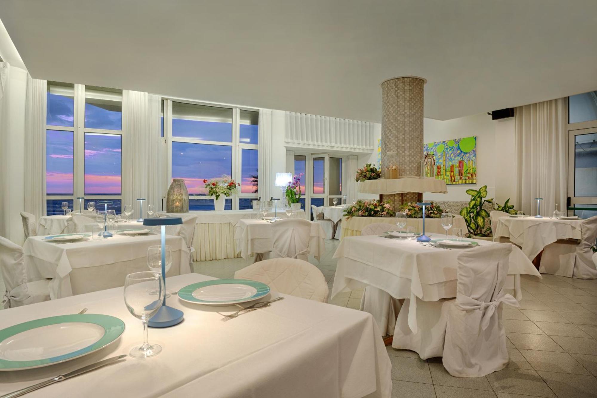Hotel Mida Scoglitti Esterno foto