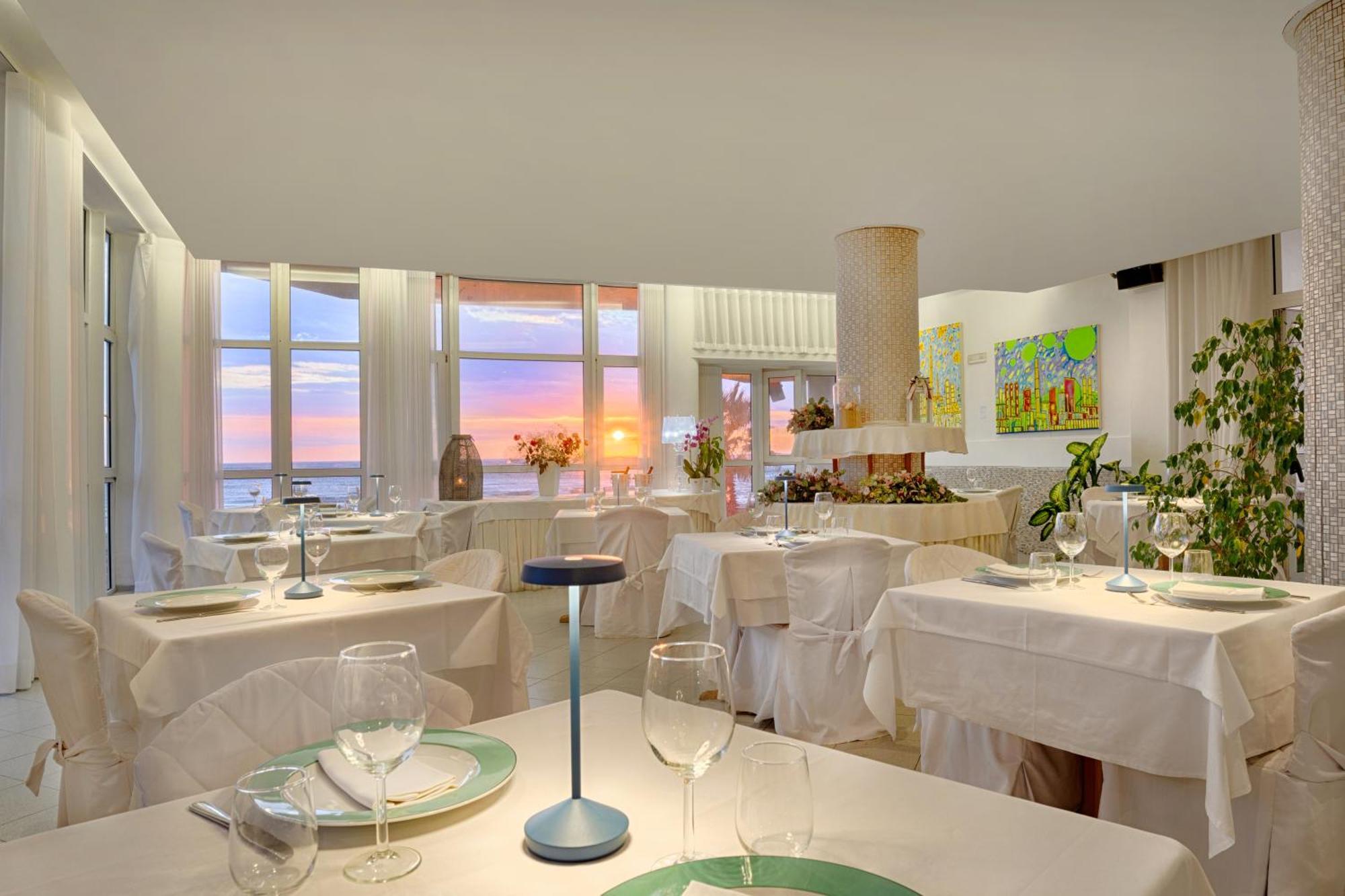 Hotel Mida Scoglitti Esterno foto
