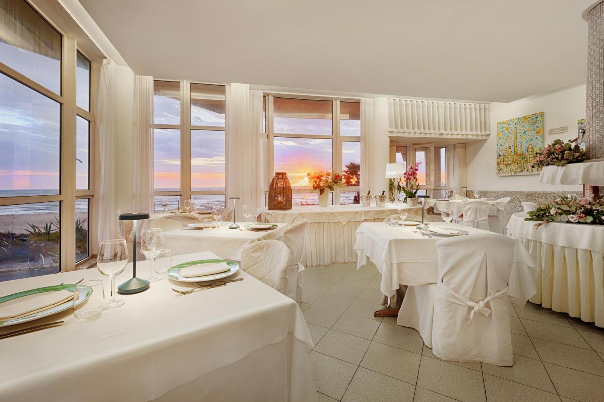 Hotel Mida Scoglitti Esterno foto